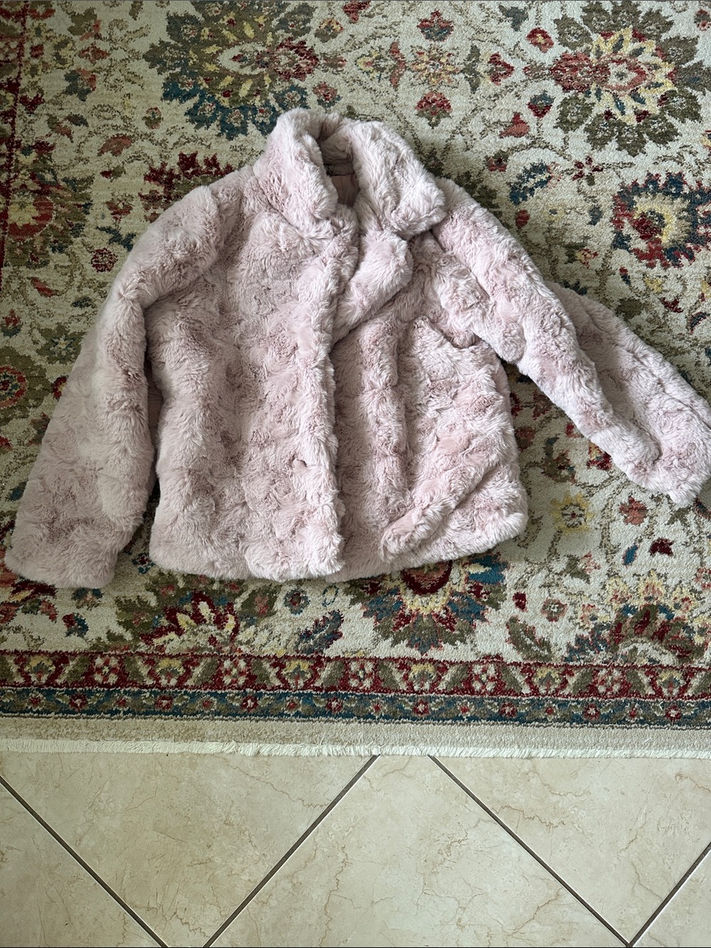 Ladies size M Plush Faux Fur Jacket - Light Pink